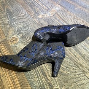 Ankle Bandolino Booties